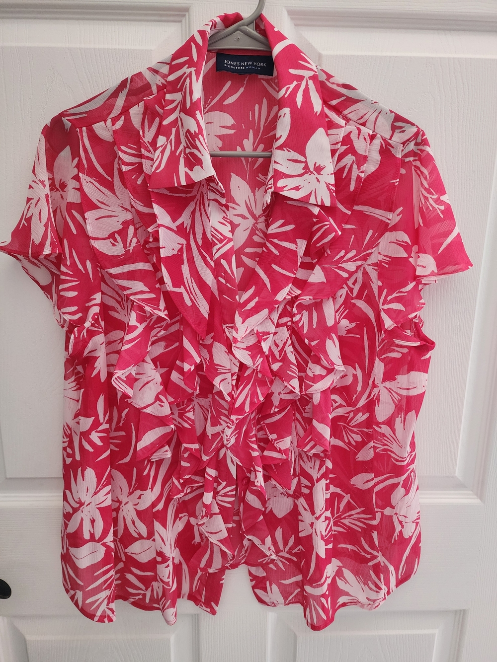 Jones New York Hot Pink and White Floral Ruffle Blouse